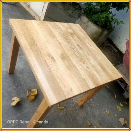 Rustic : Bàn Ăn Gỗ Sồi Một Mảnh - Vuông 90cm
